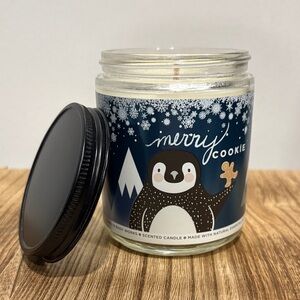 Bath and Body Works Merry Cookie Single-wick Candle - NEVER USED